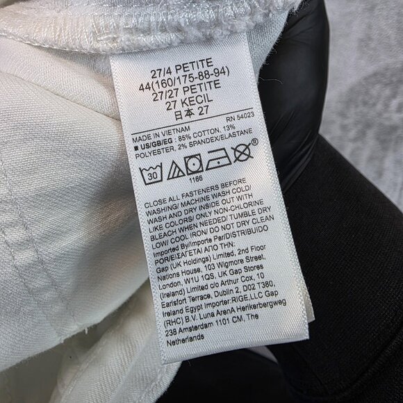 GAP Jeans Womens 4P 27 Optic White Kick Fit High Rise Raw Hem Cropped Petite - Picture 11 of 13